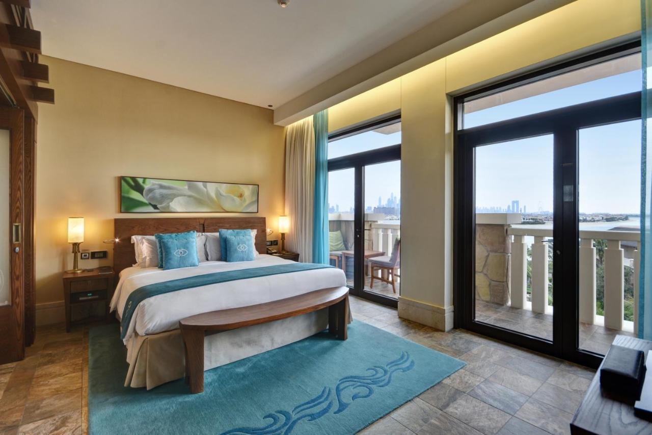 Sofitel Dubai Palm Apartments Exterior photo A bedroom at the hotel