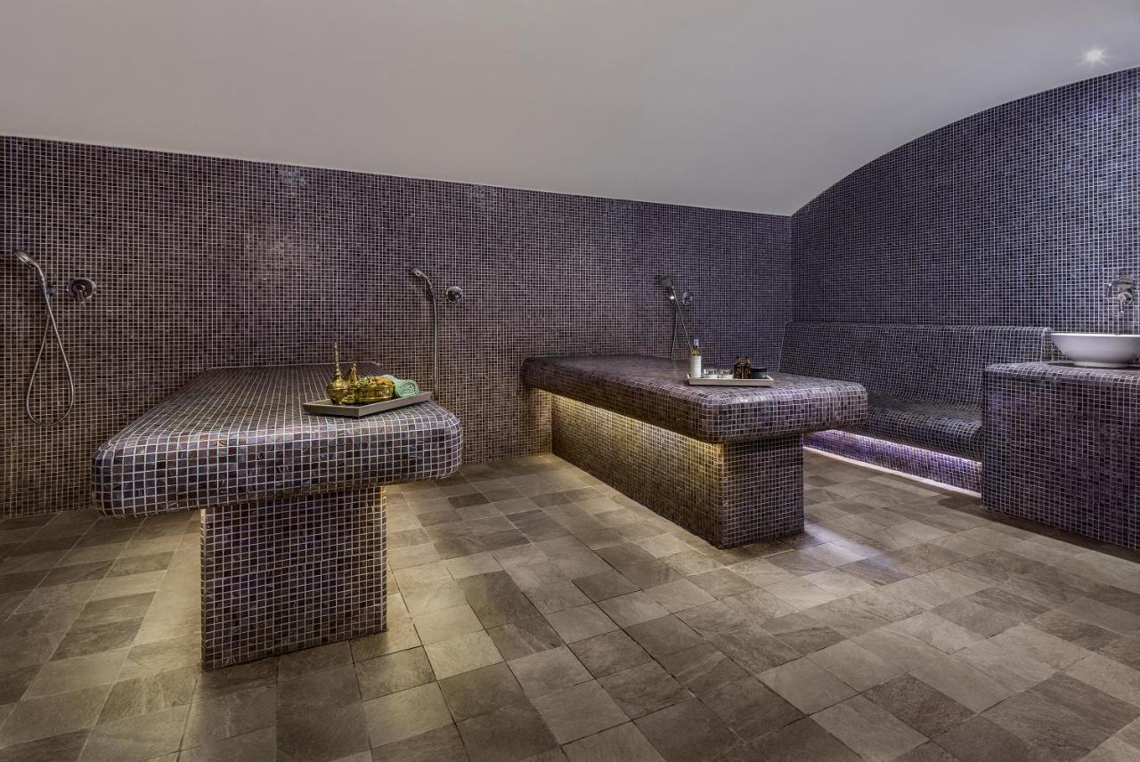 Sofitel Dubai Palm Apartments Exterior photo A modern spa