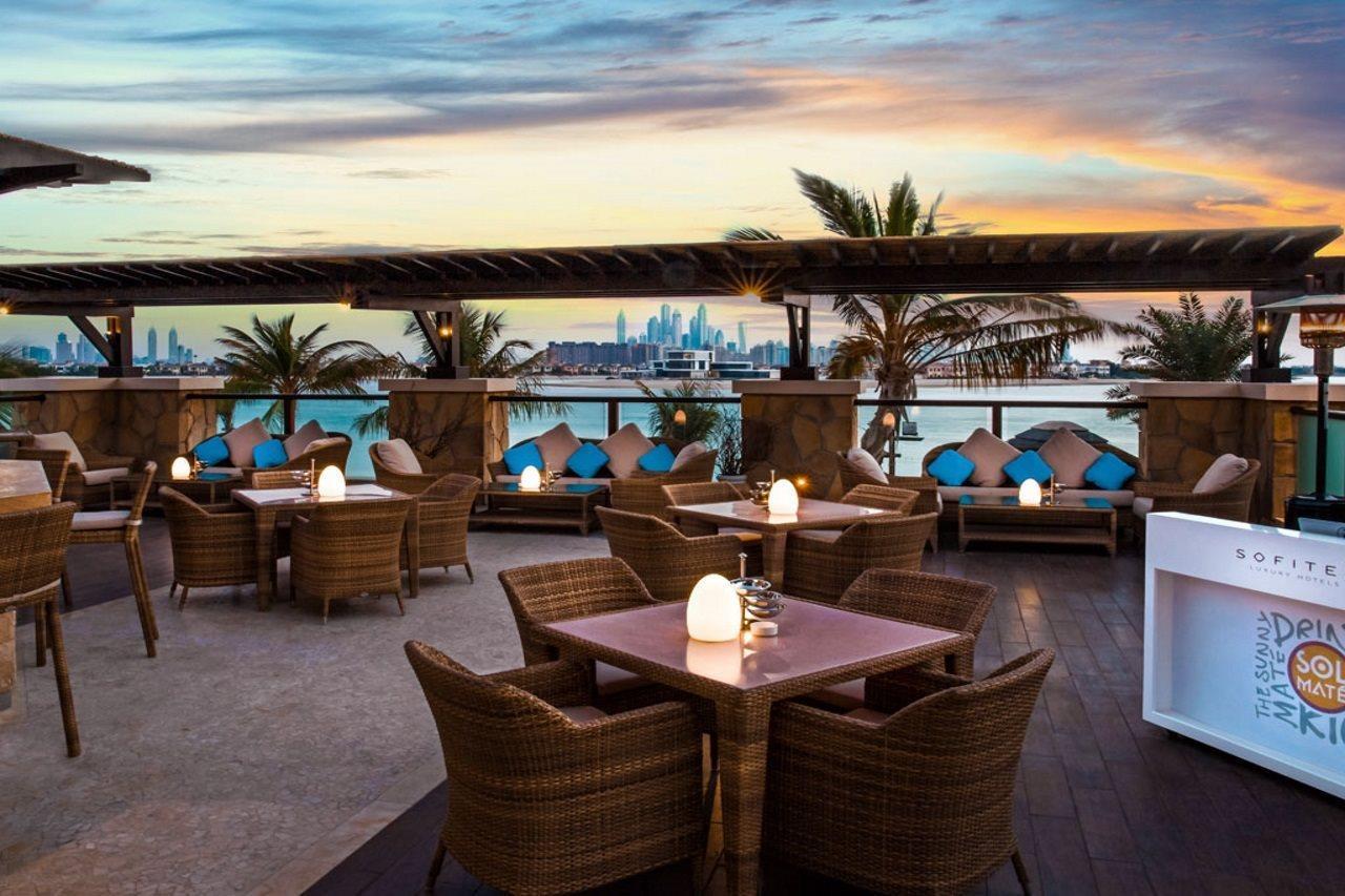 Sofitel Dubai Palm Apartments Exterior photo The View