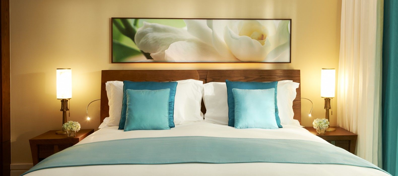 Sofitel Dubai Palm Apartments Exterior photo A bedroom at the hotel